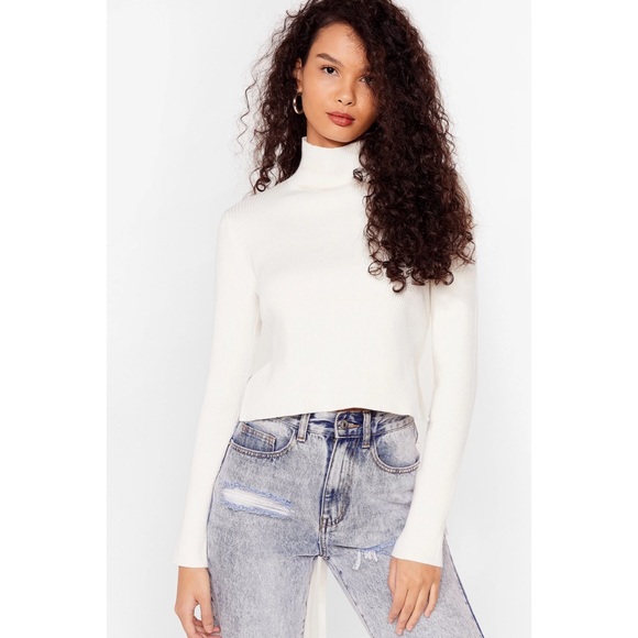 Back Together Knitted Turtleneck Top - Picture 2 of 4